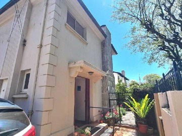 Casa en venta en Viña del Mar, Viña Oriente, Viña del Mar - 5 dormitorios, 5 baños