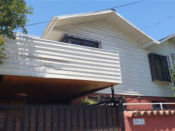 Casa en venta en Jose antos con edwards bello, La Granja - 4 dormitorios, 2 baños