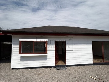 Casa en arriendo mensual en La Rinconada de Huelquen 1, Paine - 3 dormitorios, 2 baños