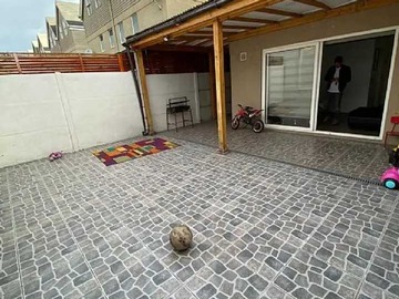 Casa en arriendo mensual en Moderna Casa con Excelente Conectividad (177933), Padre Hurtado - 4 dormitorios, 2 baños