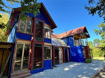 Casa en arriendo mensual en San Jose de Tango, Calera de Tango - 4 dormitorios, 3 baños