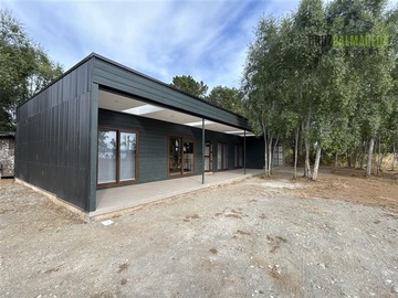 Casa en venta en Punta Larga, Frutillar - 3 dormitorios, 2 baños