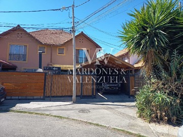 Casa en venta en Oferta imperdible. Casa en villa cerrada (170373), Puente Alto - 3 dormitorios, 3 baños