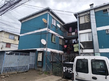 Departamento en venta en arturo gordon, Puente Alto - 3 dormitorios, 1 baño