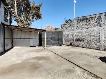Galpón en arriendo mensual en Arriendo Bodega Comercial Calle Janequeo Cerro Navia
