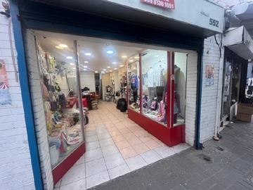 Local Comercial en arriendo mensual en Barrio patronato / antonia lopez de bello, Recoleta - 1 dormitorio, 1 baño