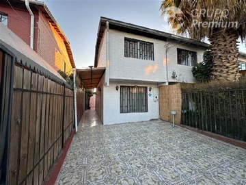 Casa en venta en Del Arquitecto Puente Alto., Puente Alto - 2 dormitorios, 1 baño