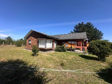 Terreno en venta en Vende centro turistico casa más 3 cabañas (150802), Cunco - 6 dormitorios, 4 baños