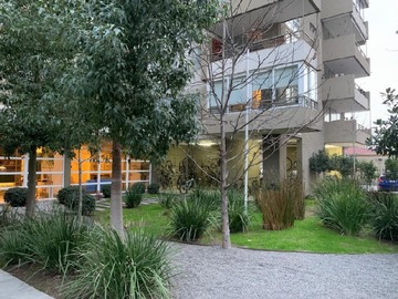 Departamento en venta en Oportunidad en macul / departamento con estac , 2590 uf, Macul - 1 dormitorio, 1 baño