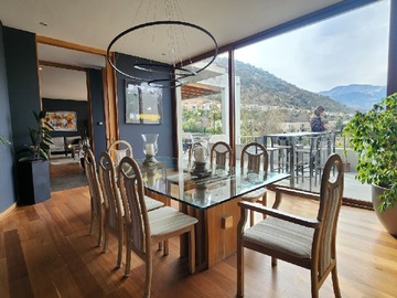 Casa en venta en Huilquehue 4000, Lo Barnechea - 6 dormitorios, 5 baños