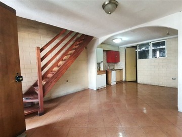 Casa en arriendo mensual en Casa en arriendo de 3 dorm. En puente alto, Puente Alto - 3 dormitorios, 1 baño
