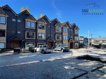 Casa en venta en Condominio Tronador, Imperial, Puerto Varas - 3 dormitorios, 3 baños