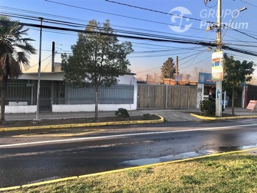 Casa en venta en Avenida Alejandro Guzmán con Padre Hurtado a pasos de Municipalidad y Registro Civil, El Bosque - 6 dormitorios, 3 baños