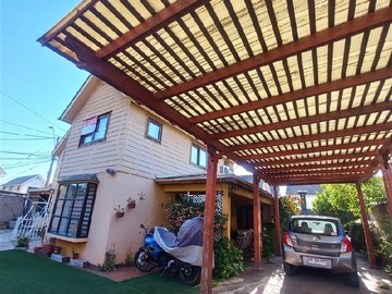 Casa en venta en Rojas magallanes y jeronimo de alderete, La Florida - 5 dormitorios, 4 baños