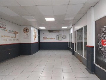 Local Comercial en arriendo mensual en Plaza de puente alto, Puente Alto - 4 baños