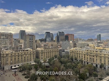 Oficina en arriendo mensual en Catedral / Plaza de Armas, Santiago - 6 dormitorios, 3 baños