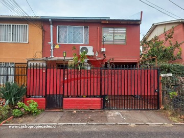 Casa en venta en Casa Solida de Dos Pisos Ampliada, 4 Dormitorios, 1 Baño. - 4 dormitorios, 1 baño