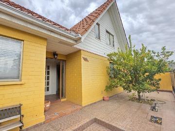 Arriendo Mensual / Casa / Til til