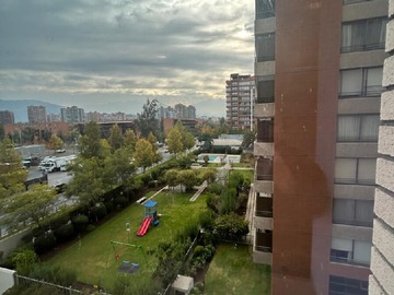 Oficina en arriendo mensual en Los Militares 6191, Las Condes, Las Condes - 2 dormitorios, 2 baños