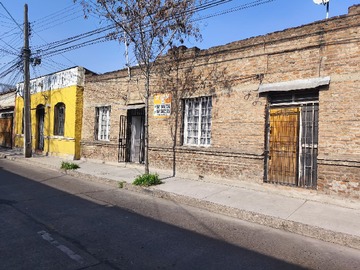 Casa en venta en Arcadia, San Miguel - 6 dormitorios, 2 baños