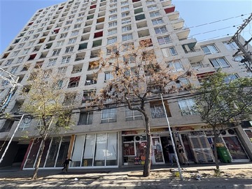Local Comercial en venta en Local comercial con excelente ubicación y flujo, Santiago - 2 baños