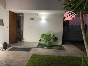 Casa en venta en Colina, Colina - 4 dormitorios, 4 baños