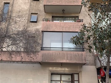 Departamento en venta en Compañia con San Martin, Santiago - 2 dormitorios, 2 baños