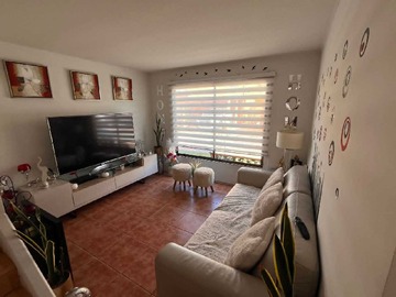Casa en venta en Moderna Vivienda con Excelente Conectividad (167593), Antofagasta - 4 dormitorios, 2 baños