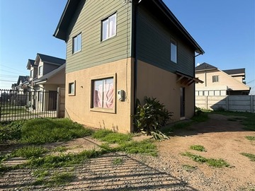 Casa en arriendo mensual en Talca, bicentenario, Talca - 4 dormitorios, 2 baños
