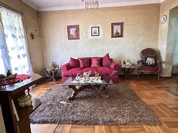 Casa en venta en Casa Recoleta a cuadras del metro Zapadores (83690), Recoleta - 4 dormitorios, 1 baño
