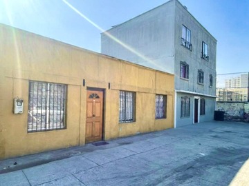 Casa en venta en Pasaje palmeiras 2300-2390, Conchalí - 3 dormitorios, 1 baño