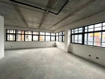 Oficina en arriendo mensual en Oficina de 60 m2 con 2 Estacionamientos (67660), Temuco - 1 dormitorio, 2 baños