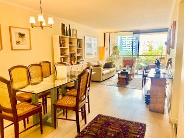 Departamento en venta en Warren Smith, Las Condes - 3 dormitorios, 2 baños