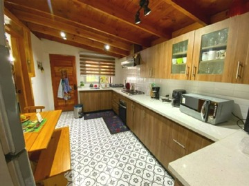 Casa en venta en San José de la Estrella, La Florida - 3 dormitorios, 2 baños