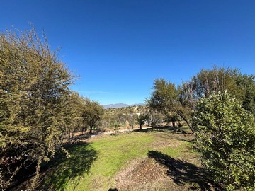 Terreno en venta en Parcela 5700 m2 - Piscina y Cancha de Tenis (99965), Curacaví - 4 dormitorios, 2 baños