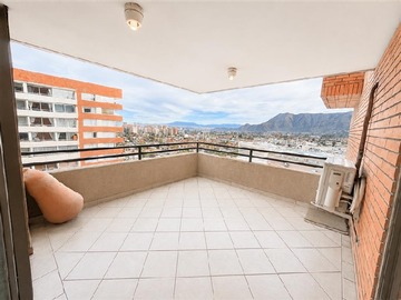 Departamento en venta en Las Verbenas 9090, Las Condes - 3 dormitorios, 3 baños