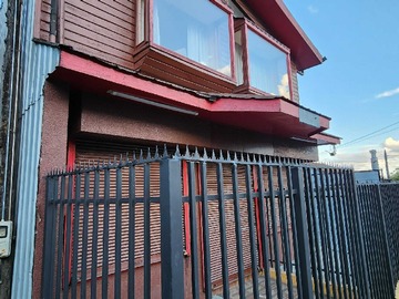 Casa en venta en Casa grande con proyeccion comercial (66558), Puerto Montt - 3 dormitorios, 2 baños