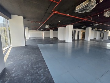 Oficina en arriendo mensual en AV.Apoquindo 3300, Las Condes - 6 baños