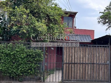 Casa en venta en Leoncio Villablanca 644, Recoleta - 5 dormitorios, 2 baños