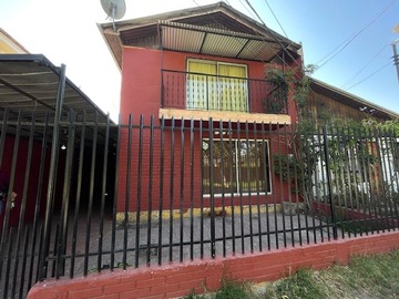 Casa en venta en Pasaje andres bello /rene olivares, Maipú - 4 dormitorios, 3 baños