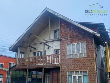 Casa en arriendo mensual en Centro, Castro - 19 dormitorios, 10 baños