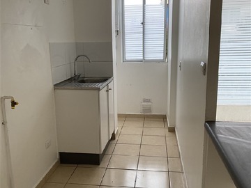 Departamento en arriendo mensual en Avenida Monjitas Oriente, La Serena - 3 dormitorios, 1 baño