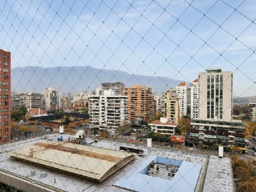 Departamento en venta en Los Militares / Apoquindo, Las Condes - 2 dormitorios, 2 baños