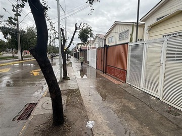 Casa en venta en El Manzano sur, Padre Hurtado - 4 dormitorios, 2 baños