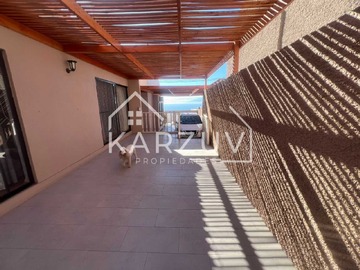 Casa en venta en Amplia casa Jardines del Sur (173592), Antofagasta - 5 dormitorios, 3 baños