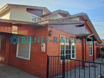 Casa en venta en Avenida Manantiales, Concón - 4 dormitorios, 4 baños