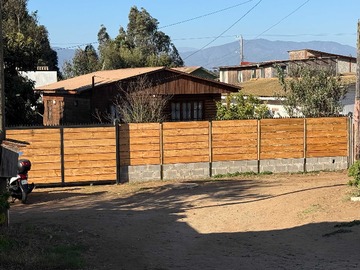 Casa en arriendo mensual en Arrienda cabaña cercana a la playa con wifi (172654), Puchuncaví - 3 dormitorios, 1 baño
