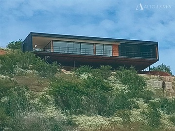 Casa en venta en Ruta f10 con callejon Iver, Olmué - 3 dormitorios, 2 baños