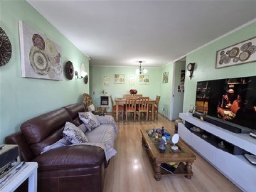 Departamento en venta en Av. España / barrio Universitario/ Metro Republica, Santiago - 3 dormitorios, 2 baños