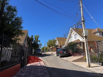 Casa en venta en Los pinos, Quilpué - 4 dormitorios, 2 baños